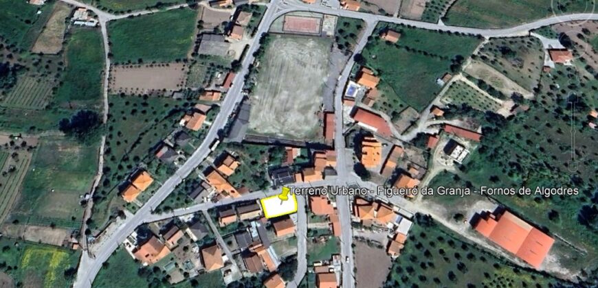 Terreno Urbano em Aldeia Cheia de História na Beira Alta – Construa a Sua Moradia de Sonho!