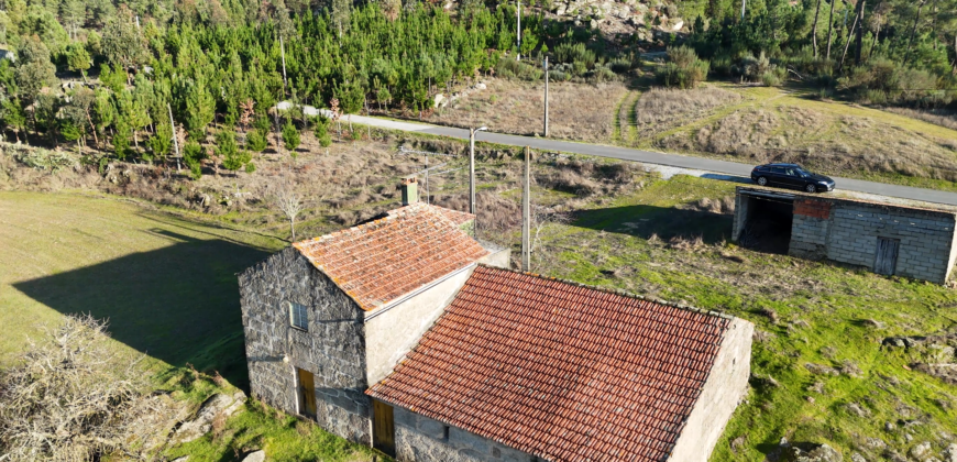 The Perfect Refuge Between the River and Nature: Exclusive 2‑Hectare Estate